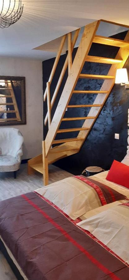Bed and Breakfast La Cle Des Champs Chabeuil Exterior foto